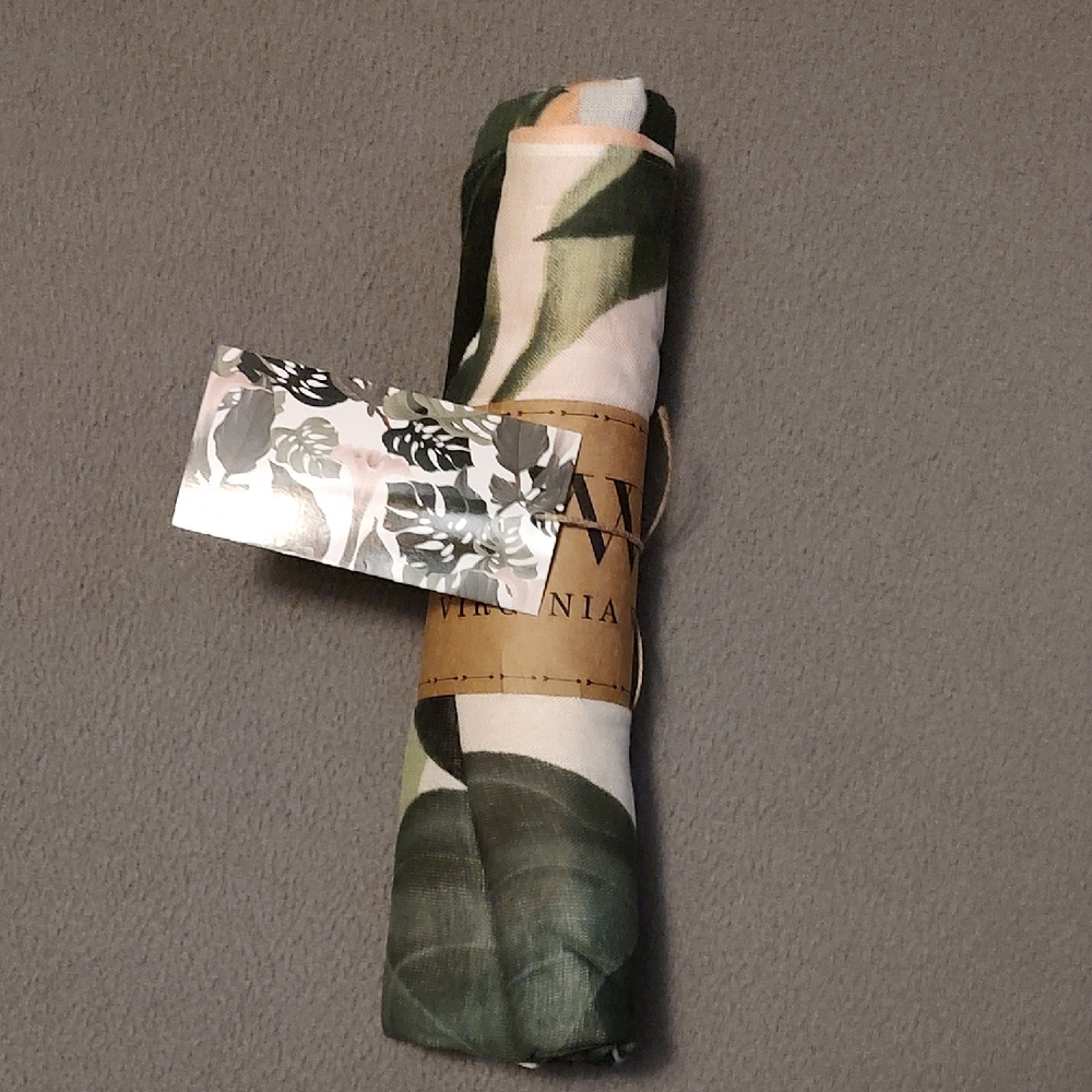 New Virgina Wolf multi wear wrap. New.